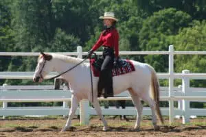 showing Western horse riding